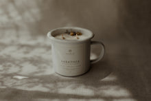 Load image into Gallery viewer, saratoga candle / summer edt.
