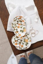 Load image into Gallery viewer, organic cotton rounds / clementine
