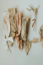 Load image into Gallery viewer, organic cotton bandana / suerte
