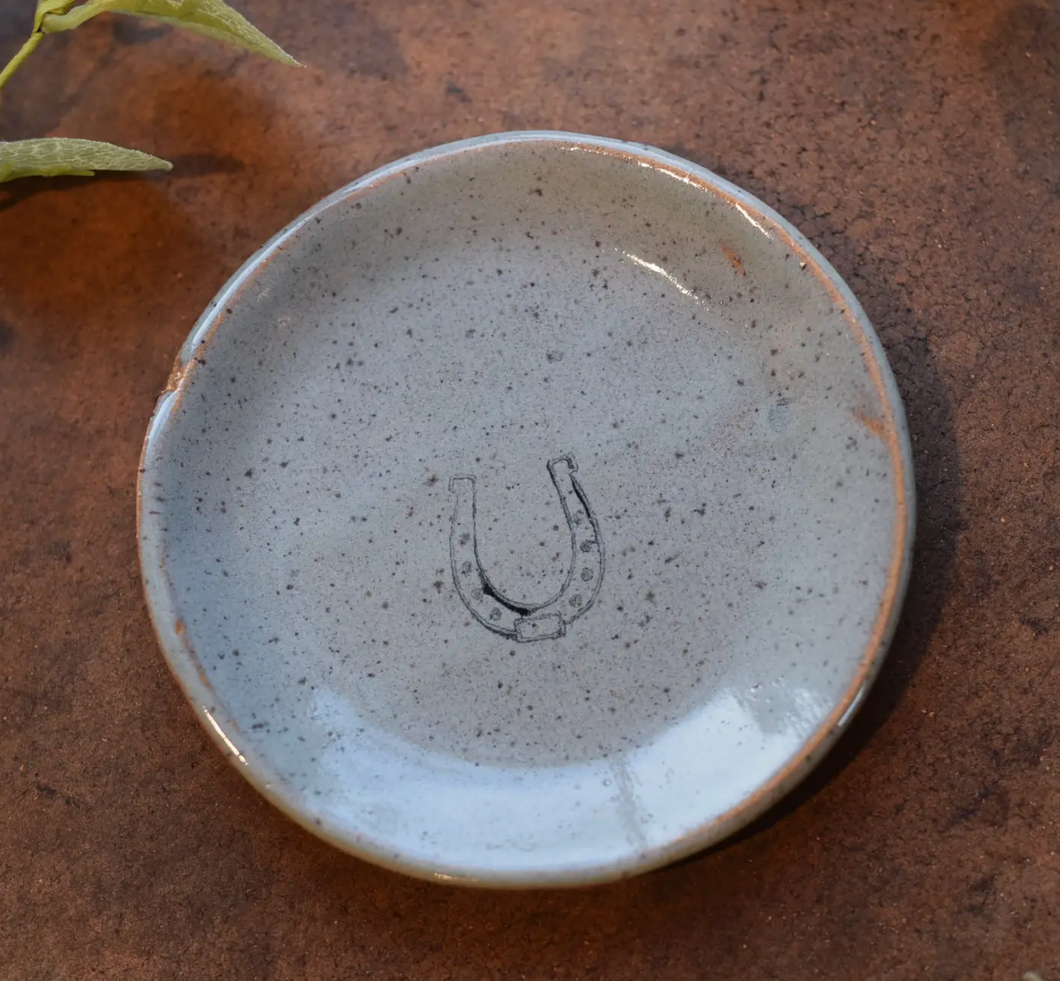 horseshoe ring dish