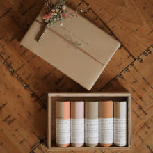 Load image into Gallery viewer, earthen makeup set
